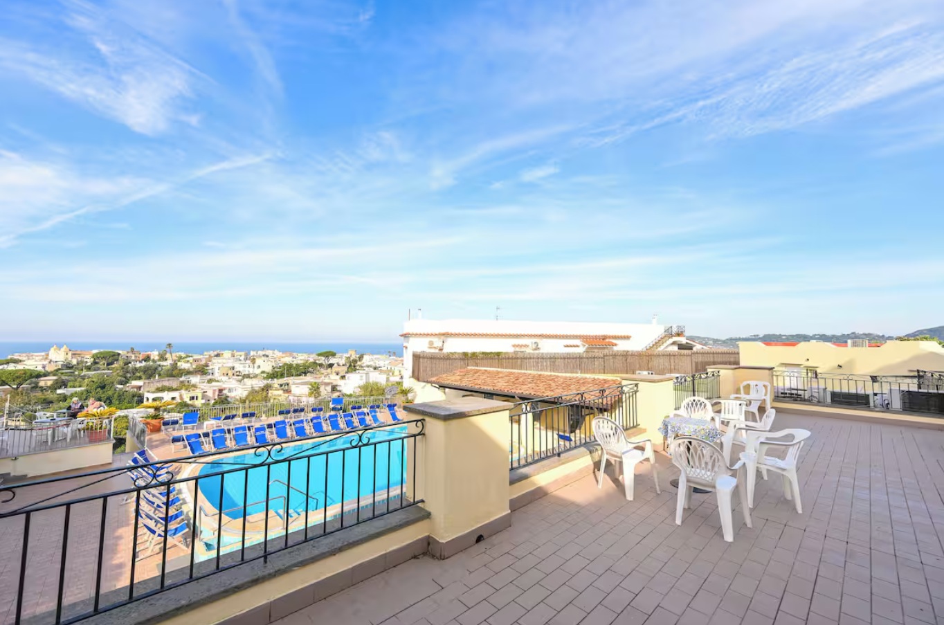 Luglio Estate Ischia all’Hotel Tramonto d’Oro: mare, sole, terme e benessere lastminute